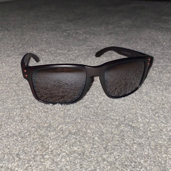 Oakley Holbrook Replicas - Picture 1 of 7